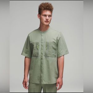 Lululemon Hiking Water Repellant SS NWT